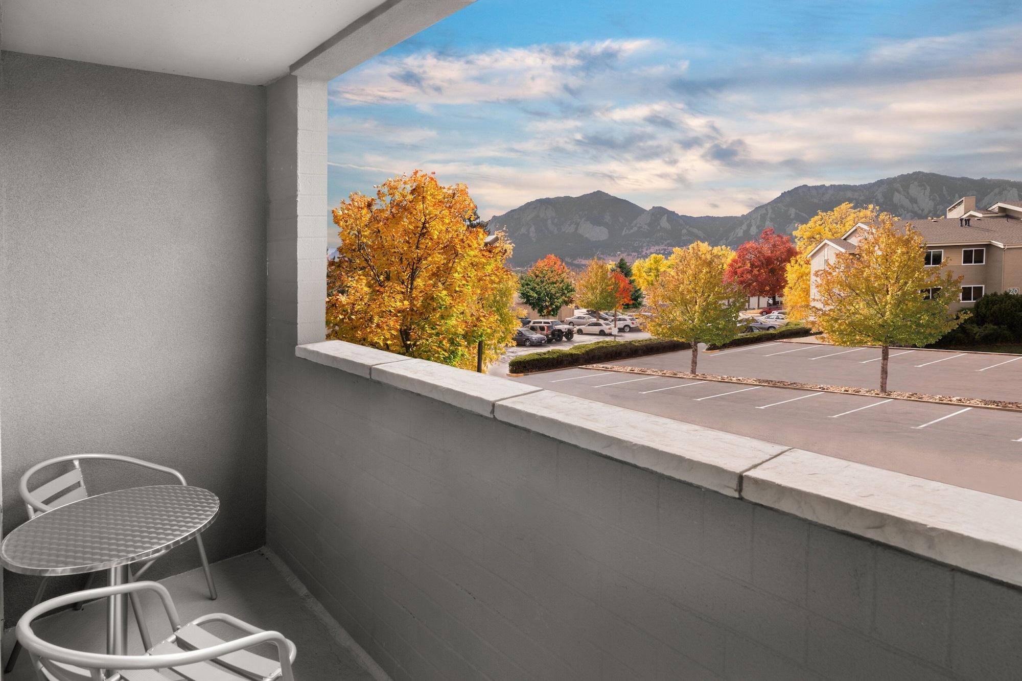 Fairfield Inn & Suites Boulder Bagian luar foto