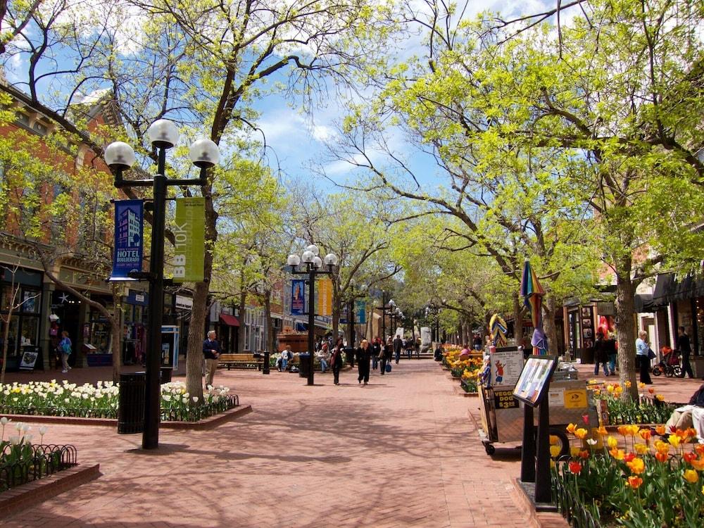 Fairfield Inn & Suites Boulder Bagian luar foto